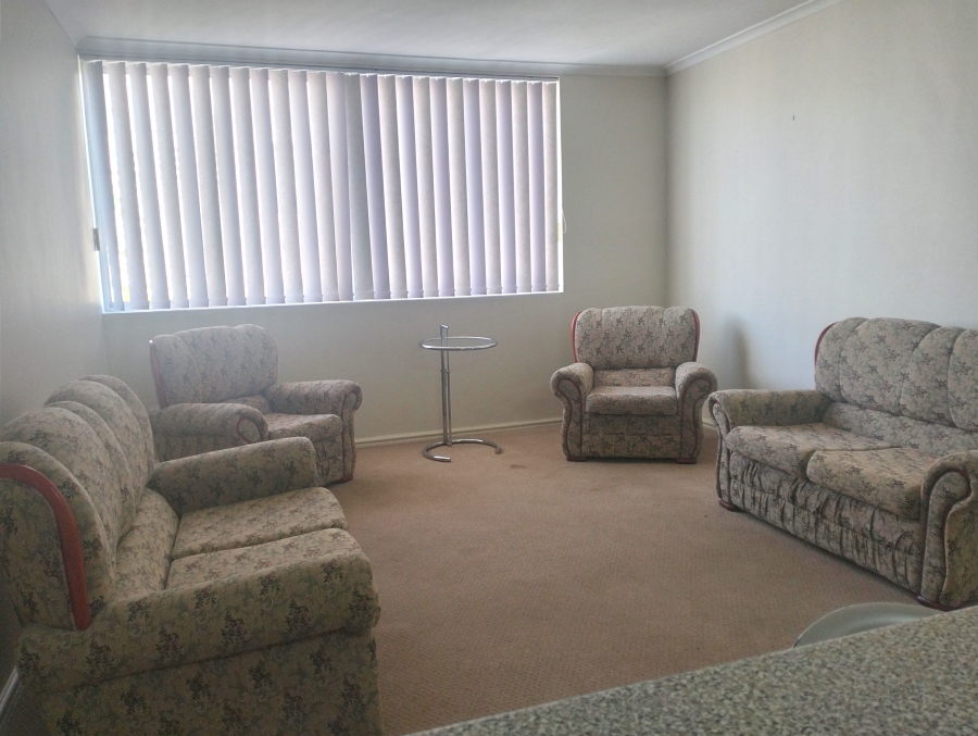 1 Bedroom Property for Sale in Wynberg Western Cape